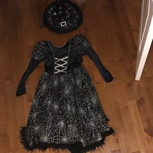 Children’s (girls) witch costume